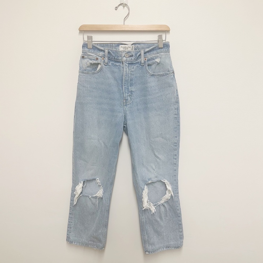 Abercrombie & Fitch The 90's Straight Ultra High Rise Jeans